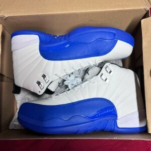 Jordan 12 Blueberry Size 9.5